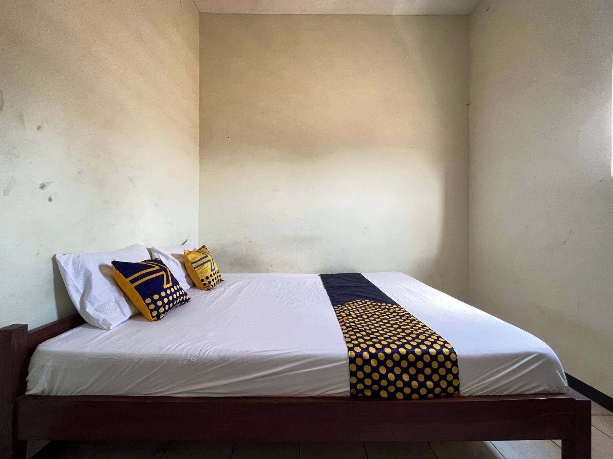 Spot On 93423 Kost Berkah Near Kebun Teh Wonosari Otel Lawang Dış mekan fotoğraf