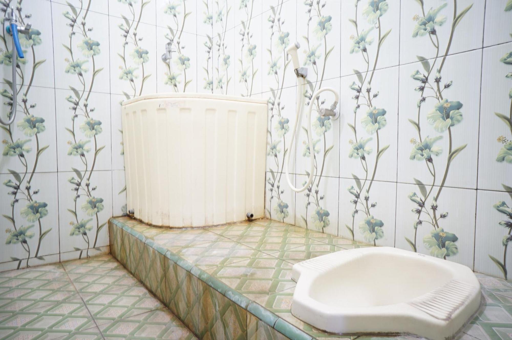 Spot On 93423 Kost Berkah Near Kebun Teh Wonosari Otel Lawang Dış mekan fotoğraf