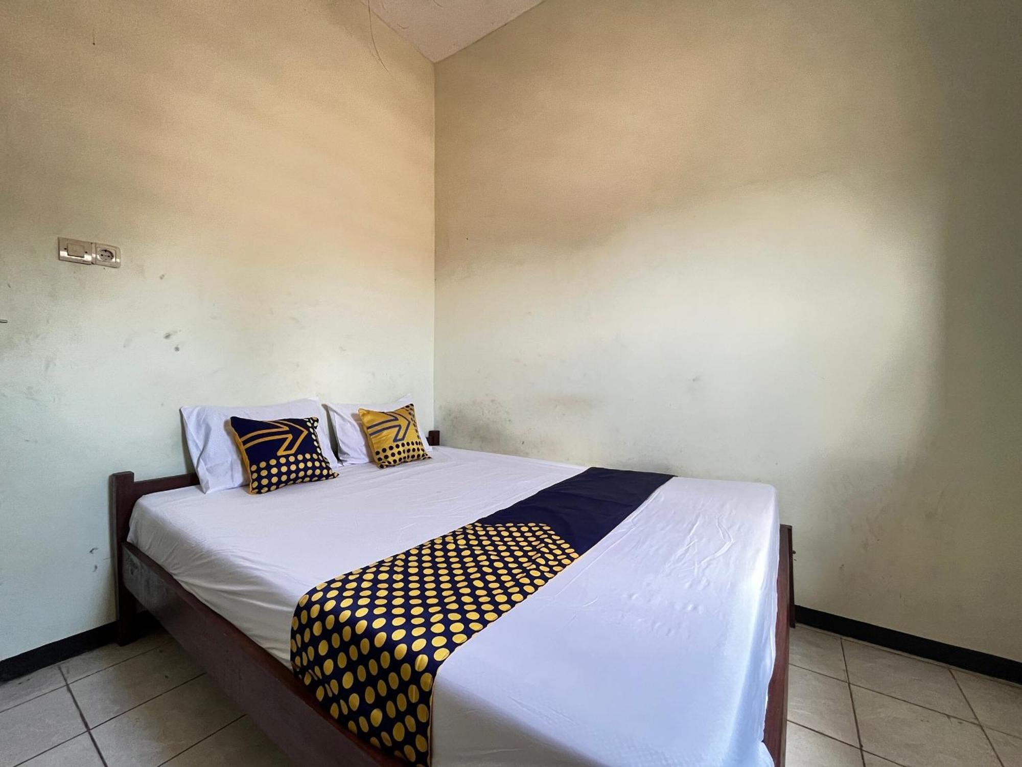 Spot On 93423 Kost Berkah Near Kebun Teh Wonosari Otel Lawang Dış mekan fotoğraf